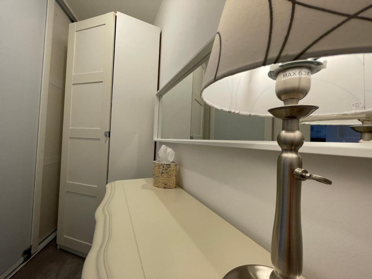 St Georges Balcony Suite With Parking พอร์ตสมัธ ภายนอก รูปภาพ